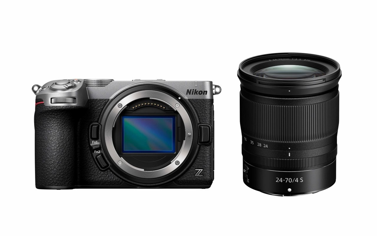 Nikon Z5 II C silver + 24-70/4 Z ( nouveau)